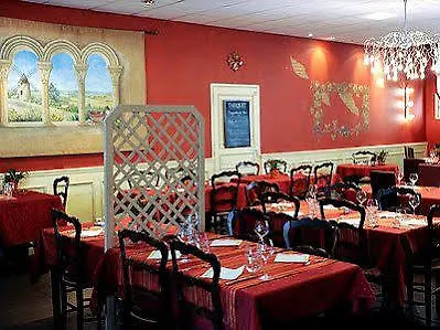 Restaurant De France 3* 卡斯泰尔诺达里
